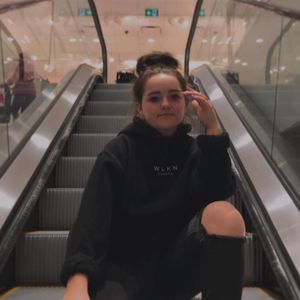 Meet your Posher, Marianne